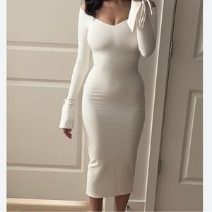 oh Polly bodycon white dress in perfect condition